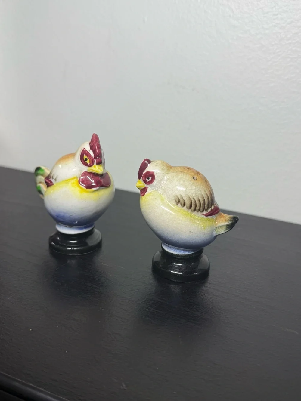 Vintage 1970s Ceramic Chicken / Rooster Salt & Pepper Shakers Made In Japan